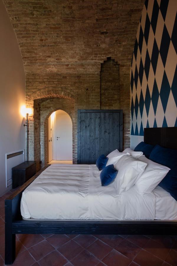 Rocca Di Arignano Hotel Bagian luar foto