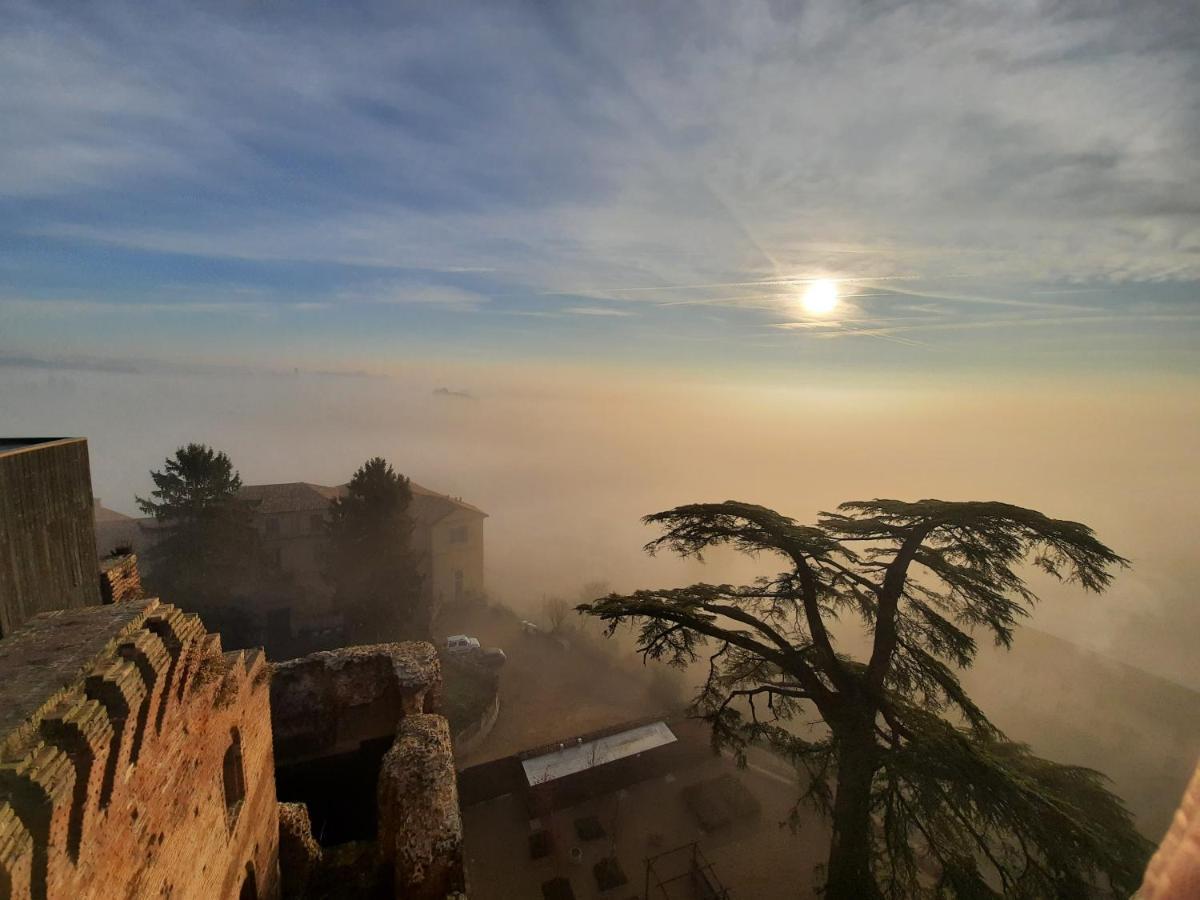 Rocca Di Arignano Hotel Bagian luar foto